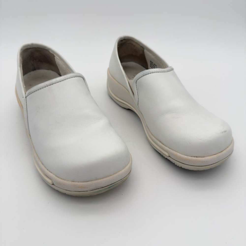 Dansko 4042 0101 Womens EU 39 US 8.5-9 White Leather Slip On Clogs